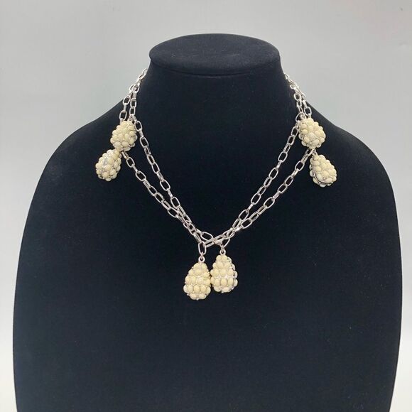 Liz Claiborne Necklace and Bracelet Set Silvertone - Picture 5 of 6